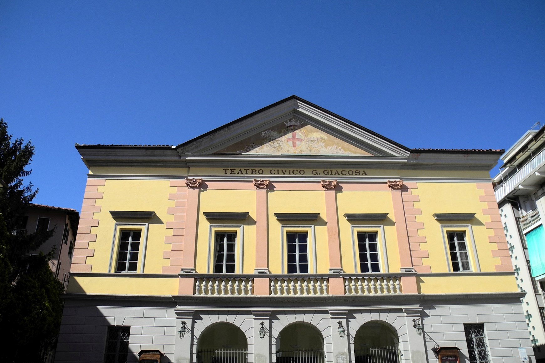 teatro_giacosa_1