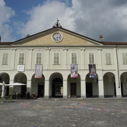 Piazza Ottinetti - veduta Piazza Ottinetti - veduta