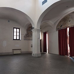 Santa Marta - interno sala laterale