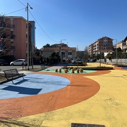 veduta della nuova Piazza in corso alla Fiorana